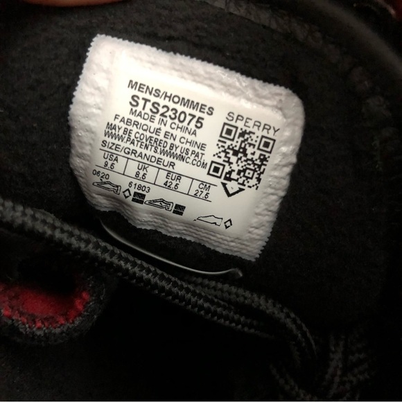 Sperry Men's Wool Buffalo Plaid Duck Boots - Picture 8 of 9